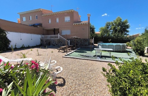 Sesena Ski Chalet | Casa Faisanes. TuCasaTemporal