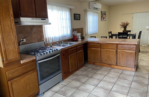 Ensenada House | Casa Flores & Flores