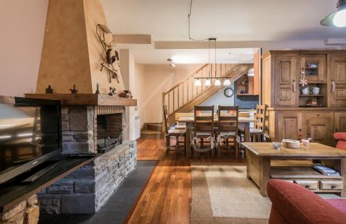 Bossost Ski Chalet | Casa Garona by SeaMount Rentals