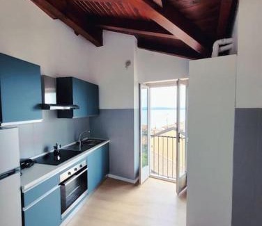Belgirate Apartment | Casa Giuly , attico sul lago