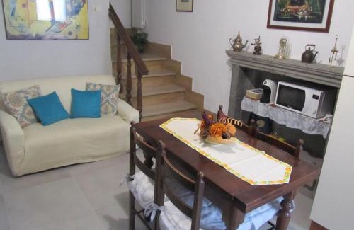 Vivo dʼOrcia Apartment | Casa Giuly