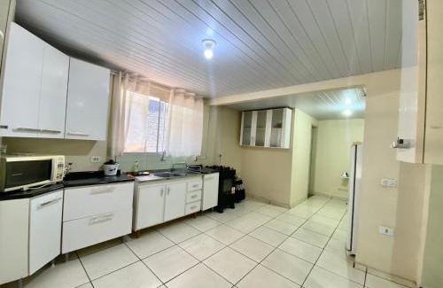 Vila Yolanda House | Casa Grande com 2 quartos e 1 suíte