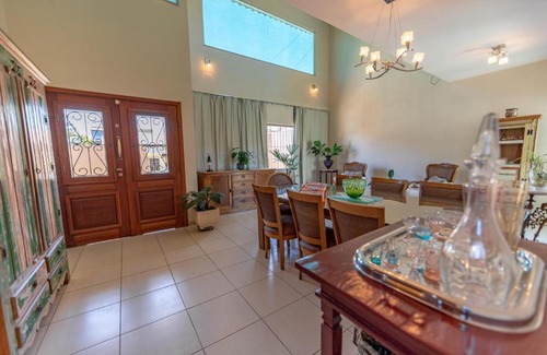 Rio das Ostras House | Casa grande com piscina