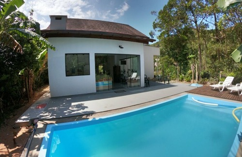 South Region House | Casa Grande com Piscina Próximo ao mar na Praia da Ferrugem Garopaba SC