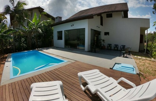 South Region House | Casa Grande com Piscina Próximo ao mar na Praia da Ferrugem Garopaba SC