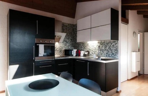 Astano Apartment | Casa Inerella - Intimo rifugio con terrazza e caminetto