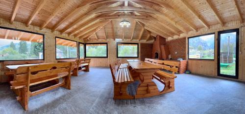 Dambovicioara House | Casa Ioana și Florin