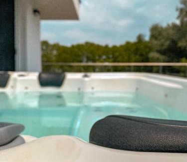 Balatonfoldvar Apartment | Casa Iringo Apartman By BLTN Balatonföldvár