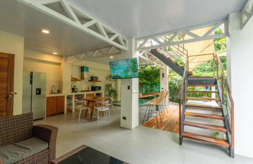 Uvita Villa | Casa Jalapa with private pool