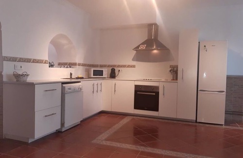 Jatar House | Casa Jatar Sleeps 6 set amidst the Natural Park with WIFI,Private Pool & Garden