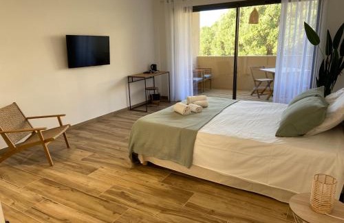 Porto Pollo Bed & Breakfast | CASA JOSEPHINE