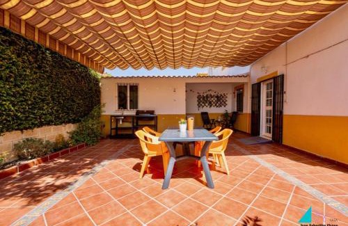 Gelves House | Casa Juan Sebastian Elcano