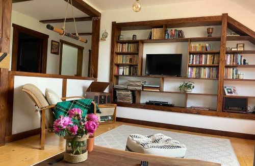 Bradet House | Casa La doi nuci