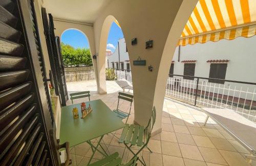 Ceriale Apartment | Casa La Perla - Alloggio con terrazza panoramica, piscina e free parking