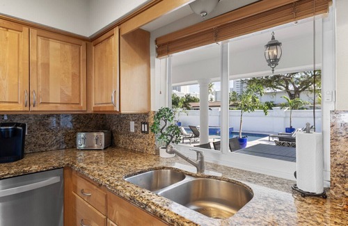 Bermuda Riviera House | Casa Lana-Mediterranean-inspired oasis in beautiful Fort Lauderdale