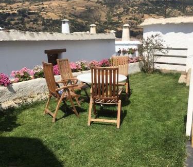 Bubion House | Casa Las Alacenas, Bubión (La Alpujarra, Granada)