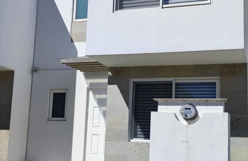 El Pueblito Condo | CASA LAUREL
