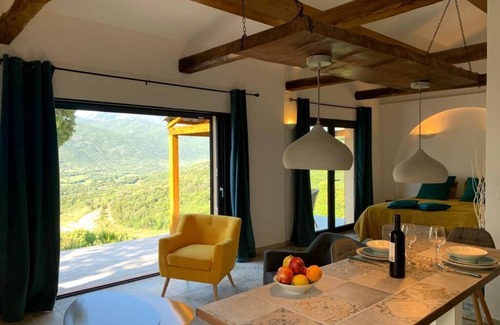 Viggianello Villa | Casa Lesia- Mini villa with sea view, 5 minutes from the Valinco beaches