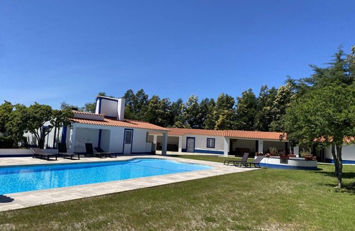 Montijo Villa | Casa Limoeiro – Comfort and Tranquility for 4 Guests | Casas da Judia (T2)