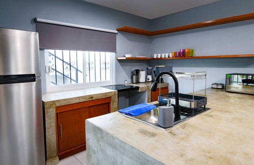 Lomas de Mazatlan House | Casa Lomas 5bedrm house w/pool, Wifi, AC, terrace @ Mazatlán next to Golden Zone