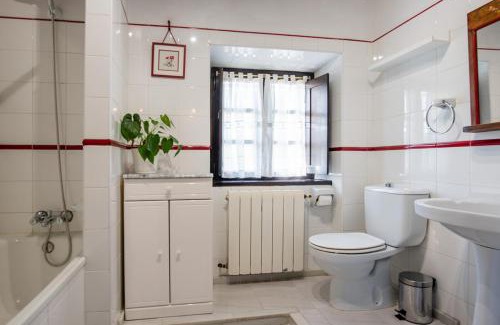 Parres House | Casa Longo