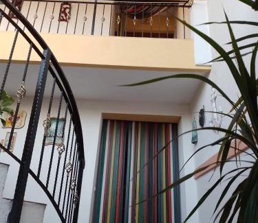 2 Mai House | Casa Luminița