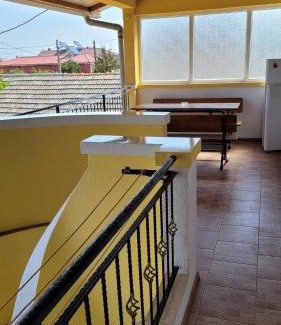 2 Mai House | Casa Luminița
