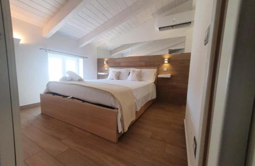 Fondi Bed & Breakfast | CASA MALUDA - Fondi Vertice Rooms