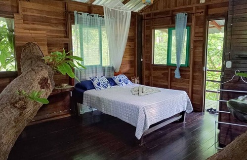 Cahuita Cabin | Casa Mango – Unique Treehouse in Cahuita