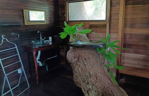 Cahuita Cabin | Casa Mango – Unique Treehouse in Cahuita