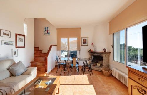 Premia de Dalt House | Casa Marice