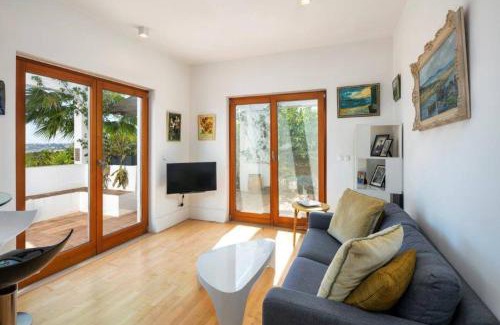 Calicas Villa | Casa Mariposa Ocean view guest house villa