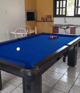Balneario Arroio do Silva House | Casa Marron com vista para o mar 2, com mesa de Sinuca - 2 Km Centro