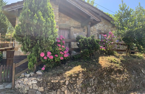 Villar de Huergo Cottage | Casa Martina for 4 people