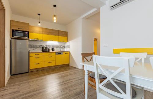 Balatonfoldvar Apartment | Casa Mimoza Apartman By BLTN Balatonföldvár