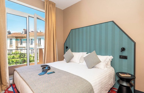 Juan-les-Pins Hotel | CASA MOHO - Juan-Les-Pins