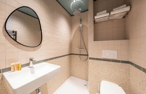 Juan-les-Pins Hotel | CASA MOHO - Juan-Les-Pins