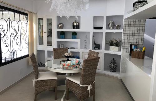 Los Pocillos Villa | Casa MoJo