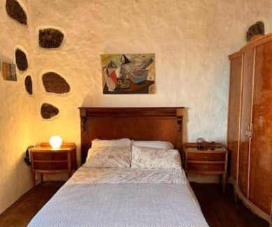 Taibique House | Casa Poesía de El Hierro, situada en el centro de El Pinar