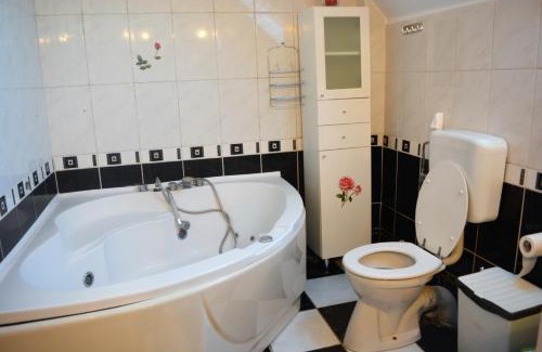 Constanta House | Casa Rendez Vous