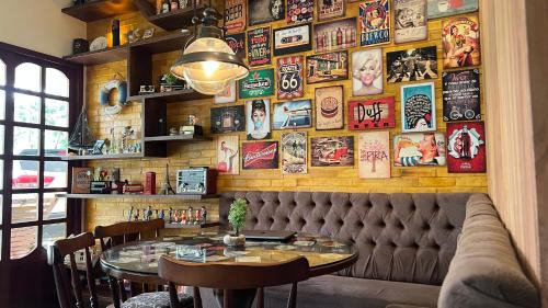 Bananeiras House | Casa Retrô Chique Bananeiras - Cond Yes Banana