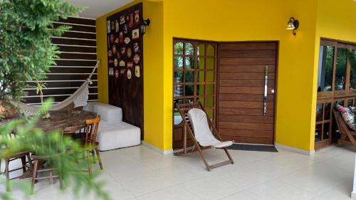 Bananeiras House | Casa Retrô Chique Bananeiras - Cond Yes Banana