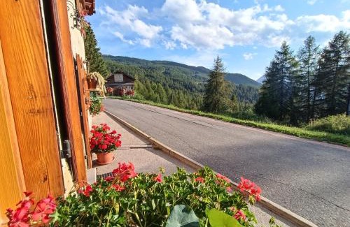 Sauze d'Oulx Apartment | Casa Richardette Relax in the Woods