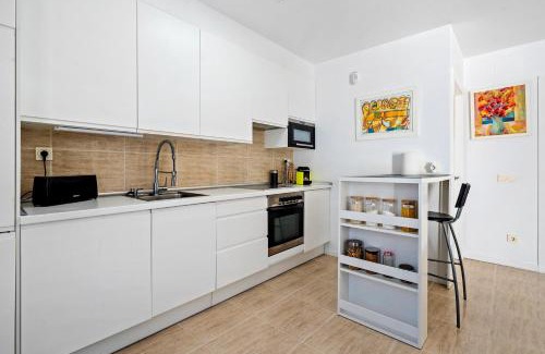El Roc de Sant Gaieta House | Casa Roc De Sant Gaietà