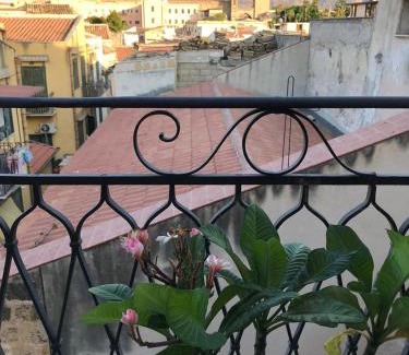 Monte di Pieta Hotel | Casa Rosa