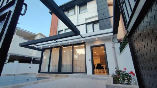 Kadriye Villa | Casa Rosa Luxury Villa w heated Pool