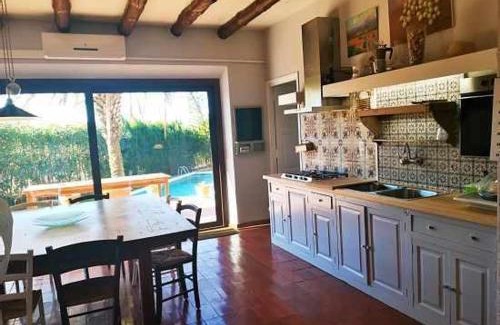 Vilamaniscle House | Casa rural alquiler íntegro Cal Sisco