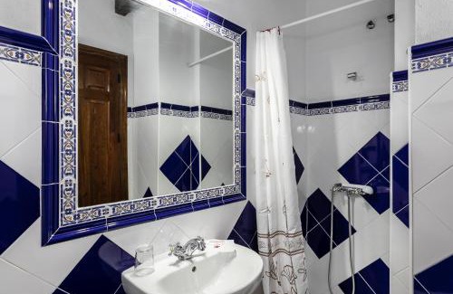 Alozaina House | Casa Rural Del Rio