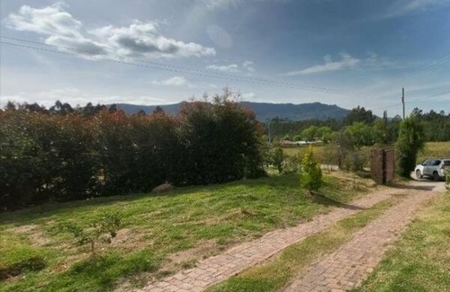 Ubate House | Casa rural frente a pista de BMX