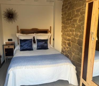 Laguardia Old Town Apartment | Casa Rural Garabitero